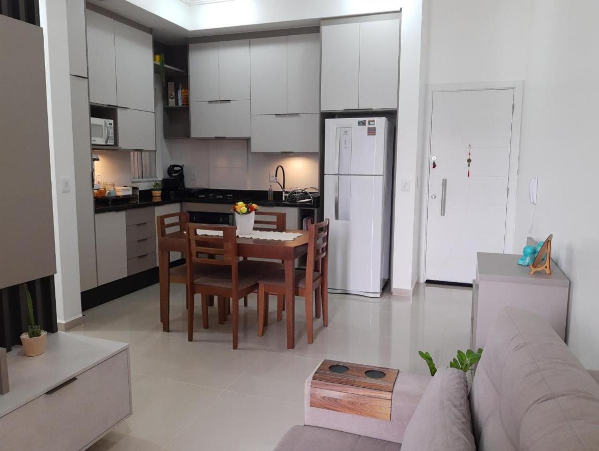 Apartamento Aconchegante A 200 Metros Da Praia Florianopolis Ngoại thất bức ảnh